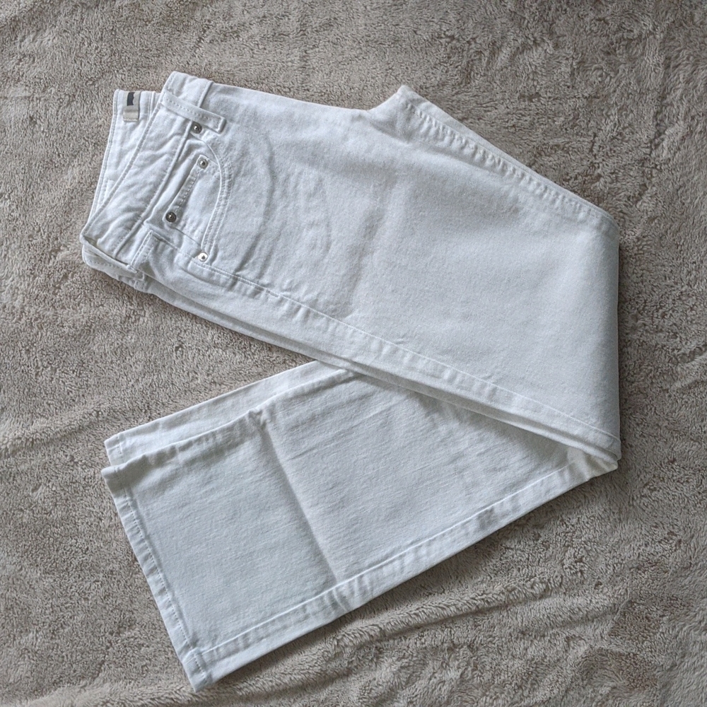 518 Levi's